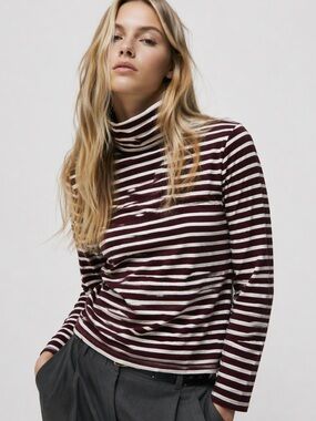 Kule The Turtleneck Long Sleeve Shirt in Cream and Maroon Red